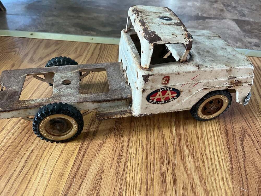 Vintage Tonka AA Wrecker Tow Truck Pressed Steel Toy